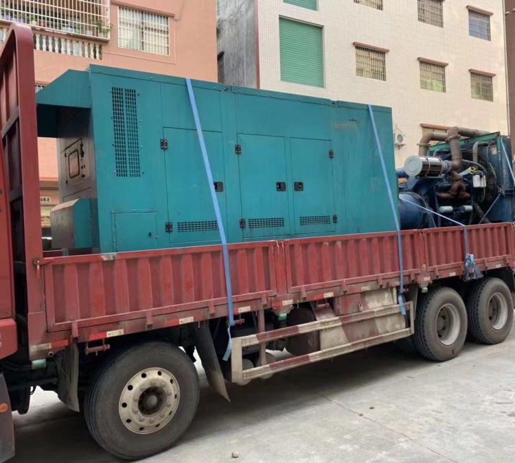 鄂托克前如何在不同负载率下确保 400KW 柴油发电机组的正常运行？